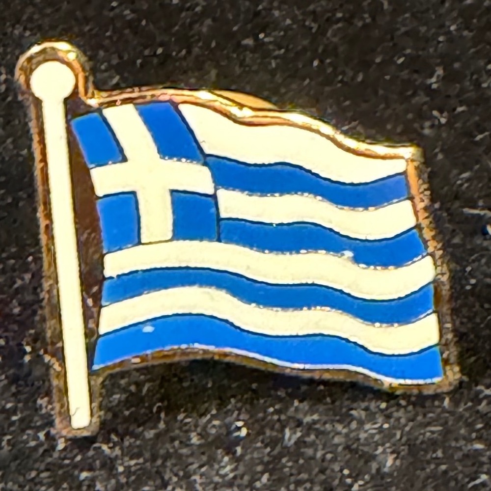 Greece Flag Enamel Lapel Pin Gold Tone Waving Hellenic Republic Badge